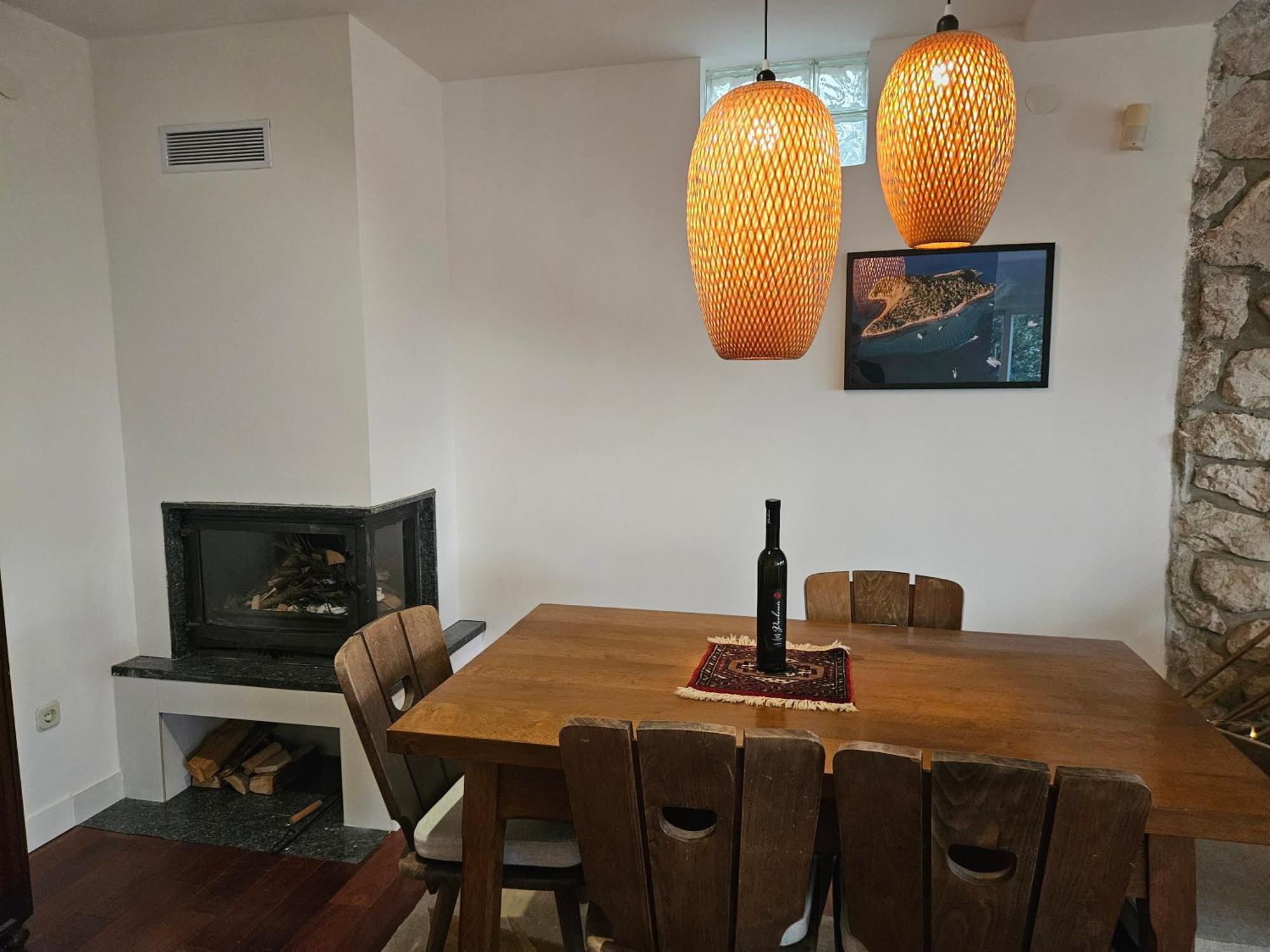 Novi Escape 2 Beachfront 4 Star Apartment Нови Винодолски Екстериор снимка